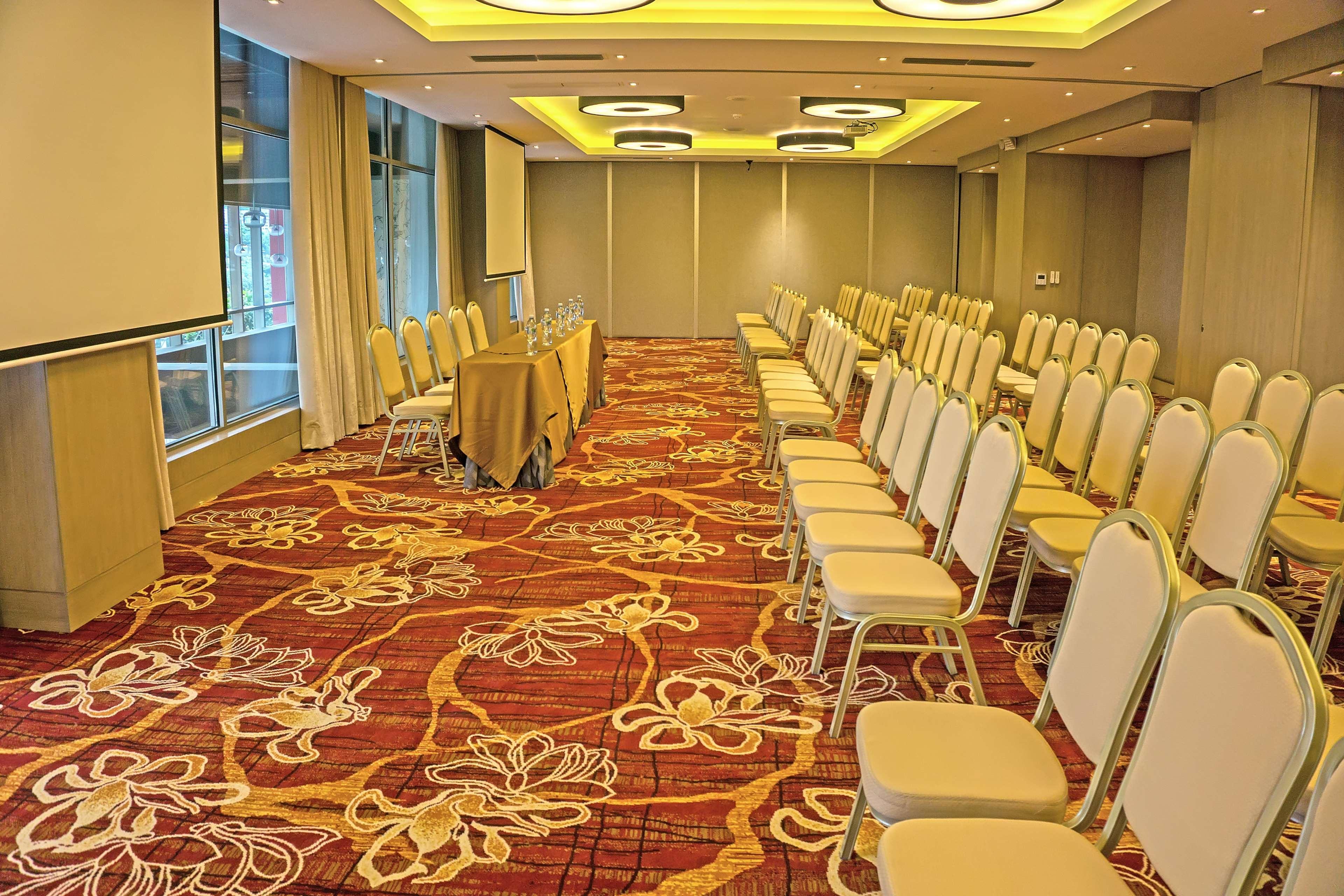 Radisson Hotel Guayaquil Extérieur photo A carpet in a hotel