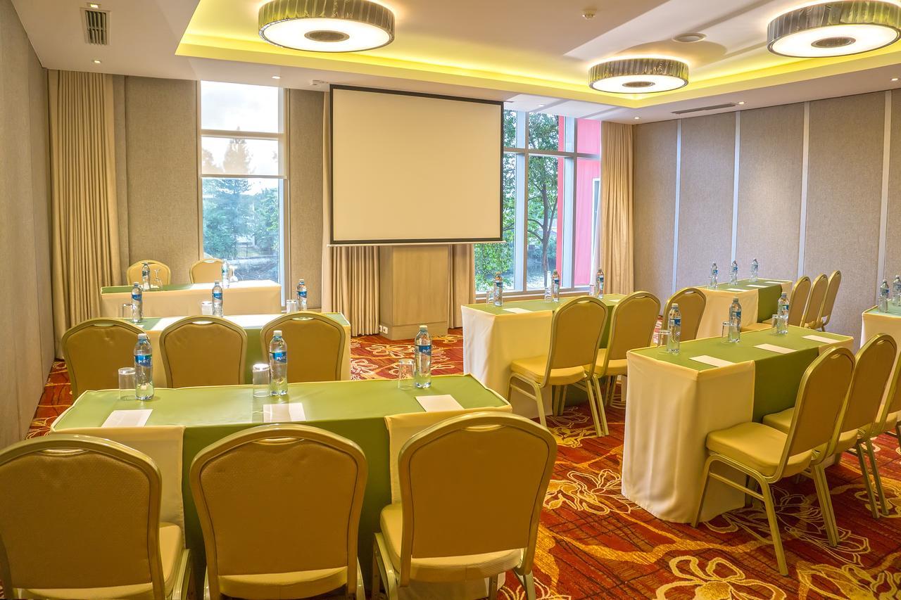 Radisson Hotel Guayaquil Extérieur photo Meeting room